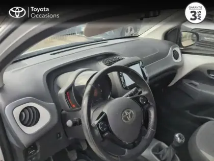 Photo 8 Toyota Aygo  1.0 VVT-i 72ch x-play 3p