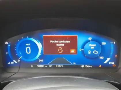 Photo 10 Ford Kuga  2.5 Duratec 190ch FHEV E85 Titanium BVA