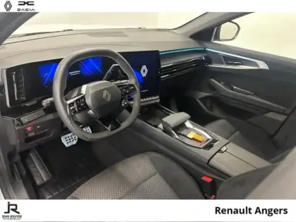 Photo 14 Renault Austral  E-Tech full hybrid 200ch Iconic esprit Alpine