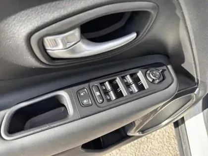 Photo 14 Jeep Renegade  1.5 Turbo T4 130ch MHEV Limited BVR7