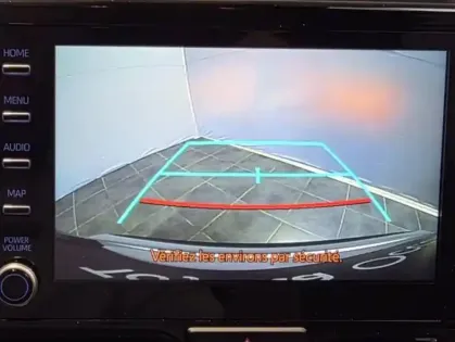 Photo 8 Toyota Yaris  Cross 116h Dynamic Business + Programme Beyond Zero Academy MY22