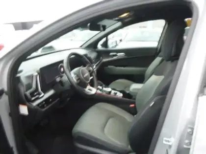 Photo 10 Kia Sportage Gén. V Ph1 Evo 30 Years 5