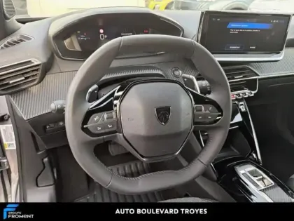 Photo 8 Peugeot 2008  1.2 Hybrid 145ch Allure e-DCS6