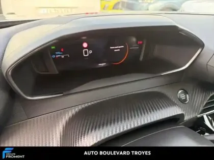 Photo 9 Peugeot 2008  1.2 Hybrid 145ch Allure e-DCS6