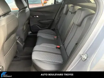 Photo 26 Peugeot 2008  1.2 Hybrid 145ch Allure e-DCS6