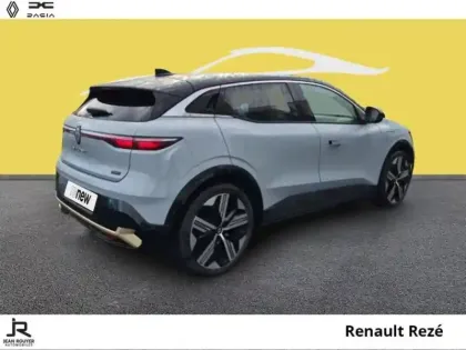 Photo 26 Renault Megane  E-Tech Electric EV60 220ch Iconic super charge -B