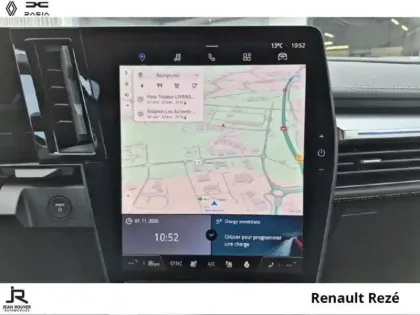 Photo 28 Renault Megane  E-Tech Electric EV60 220ch Iconic super charge -B