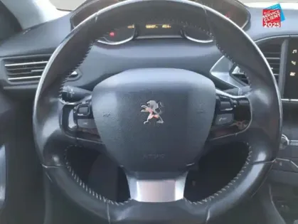 Photo 26 Peugeot 308  1.2 PureTech 130ch E6.c S&S Allure 108g