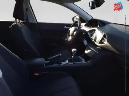 Photo 4 Peugeot 308  1.2 PureTech 130ch E6.c S&S Allure 108g