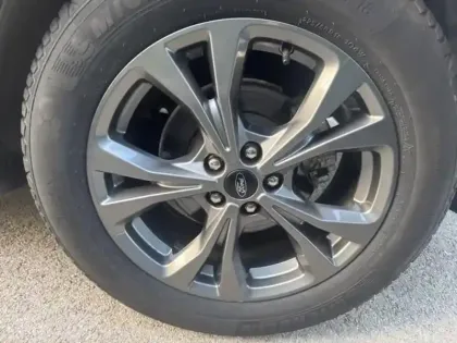 Photo 8 Ford Kuga  1.5 EcoBoost 150 ch ST-Line X