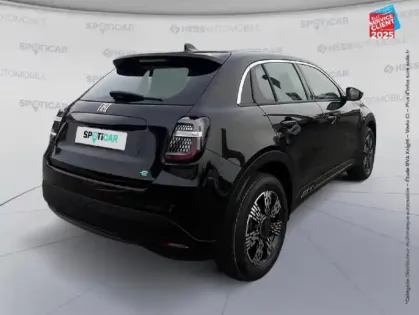 Photo 5 Fiat 600  e 156ch 54kWh Red Pack Style