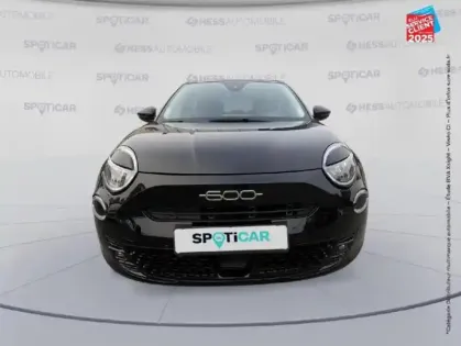 Photo 1 Fiat 600  e 156ch 54kWh Red Pack Style