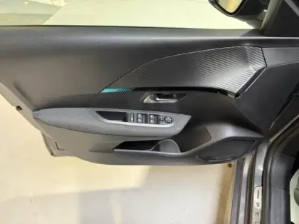 Photo 7 Peugeot 208  1.2 PureTech 75ch S&S Style