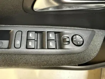 Photo 9 Peugeot 208  1.2 PureTech 75ch S&S Style