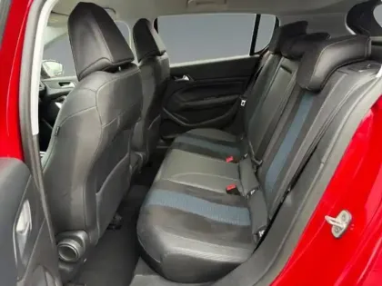 Photo 12 Peugeot 308  1.2 PureTech 130ch E6.3 S&S Tech