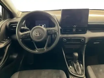 Photo 13 Toyota Yaris  116h Design 5p MY25