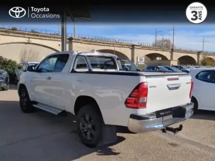 Photo 1 Toyota Hilux  2.4 D-4D 150ch X-Tra Cabine Légende 4WD RC23