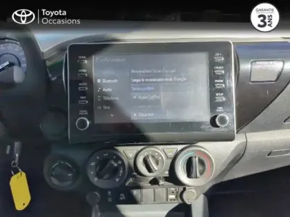 Photo 14 Toyota Hilux  2.4 D-4D 150ch X-Tra Cabine Légende 4WD RC23