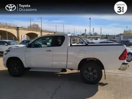 Photo 2 Toyota Hilux  2.4 D-4D 150ch X-Tra Cabine Légende 4WD RC23