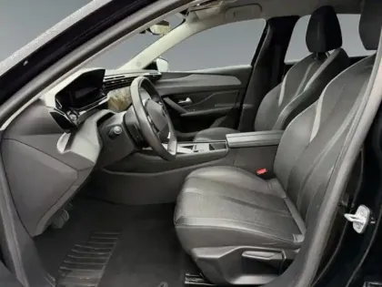 Photo 8 Peugeot 308  PHEV 180ch Allure e-EAT8