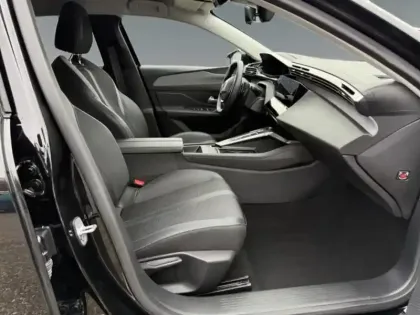 Photo 14 Peugeot 308  PHEV 180ch Allure e-EAT8