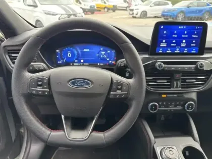 Photo 15 Ford Kuga Gén. III Ph1 ST-Line X 5