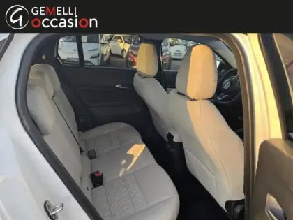 Photo 7 Fiat 600  1.2 Hybrid 100ch La Prima DCT6