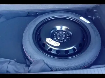 Photo 12 Renault Captur  1.8 E-Tech full hybrid 160ch Techno - 25