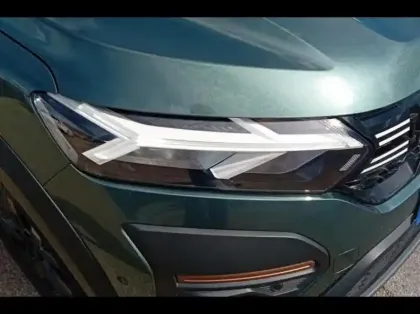 Photo 7 Dacia Jogger  1.0 ECO-G 100ch Extreme+ 7 places -24