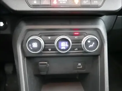 Photo 3 Dacia Jogger  1.0 ECO-G 100ch Extreme+ 7 places -24