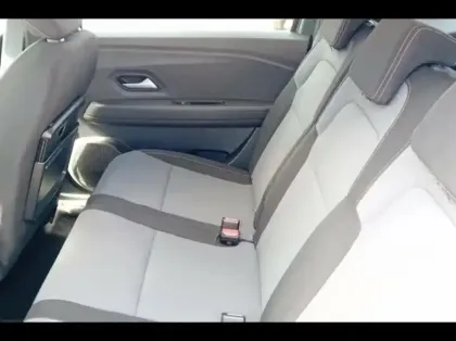 Photo 13 Dacia Jogger  1.0 ECO-G 100ch Extreme+ 7 places -24