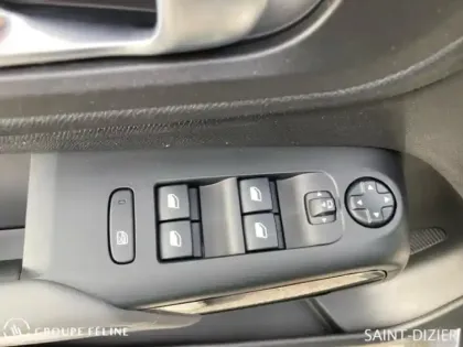 Photo 11 Citroën C5 aircross  Hybrid 225ch C-Series e-EAT8