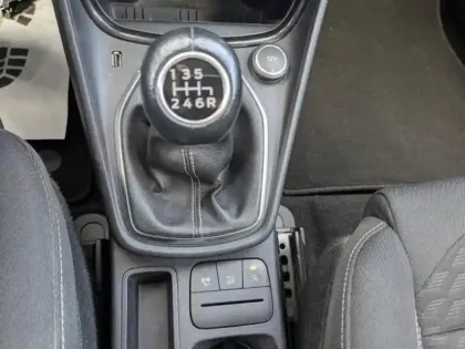 Photo 13 Ford Puma  1.0 Flexifuel 125ch S&S mHEV Titanium