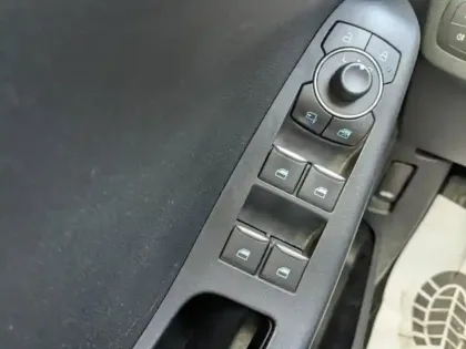 Photo 14 Ford Puma  1.0 Flexifuel 125ch S&S mHEV Titanium