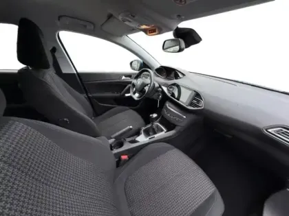Photo 13 Peugeot 308  1.2 PureTech 110ch S&S Style