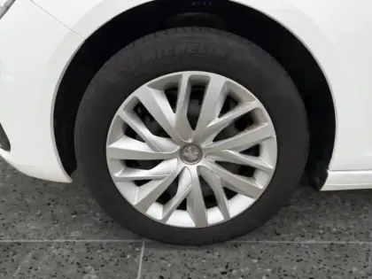 Photo 13 Peugeot 308  SW 1.2 PureTech 110ch S&S Active