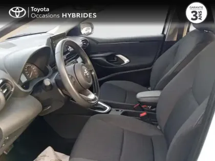 Photo 20 Toyota Yaris  116h Dynamic 5p MY22