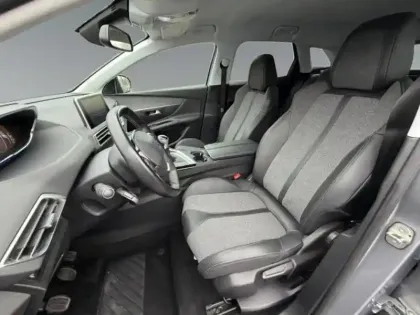 Photo 8 Peugeot 3008  1.2 PureTech 130ch E6.c Allure S&S