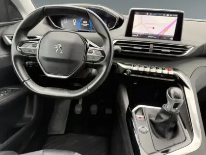 Photo 10 Peugeot 3008  1.2 PureTech 130ch E6.c Allure S&S