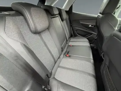 Photo 12 Peugeot 3008  1.2 PureTech 130ch E6.c Allure S&S