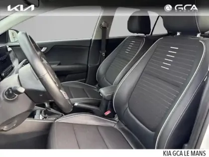 Photo 12 Kia Rio  1.0 T-GDI 120ch MHEV GT-Line Premium DCT7