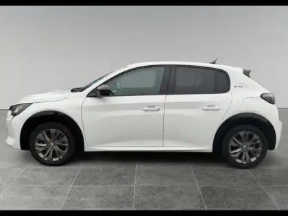 Photo 58 Peugeot 208  e- 136ch Style