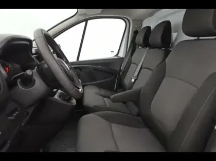 Photo 9 Renault Trafic  Fg L1H1 3T 2.0 Blue dCi 130ch Advance -24