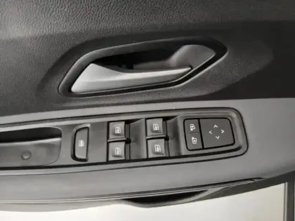 Photo 5 Dacia Sandero  1.0 TCe 90ch Stepway Extreme -24