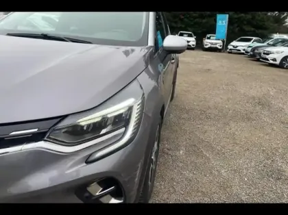 Photo 13 Renault Captur  1.6 E-Tech hybride 145ch Intens -21