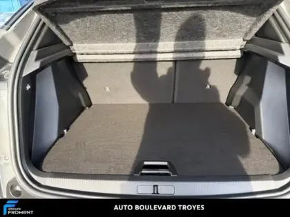 Photo 5 Peugeot 2008  1.2 PureTech 130ch S&S GT EAT8