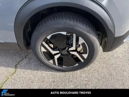 Photo 12 Peugeot 2008  1.2 PureTech 130ch S&S GT EAT8