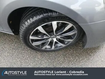 Photo 8 Volvo V40  T2 122ch Signature Edition Geartronic