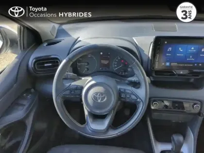 Photo 12 Toyota Yaris  116h Dynamic Business + Programme Toyota Experience 5p MC24