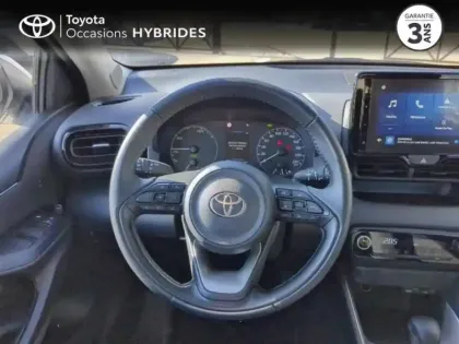Photo 8 Toyota Yaris  116h Dynamic Business + Programme Toyota Experience 5p MC24